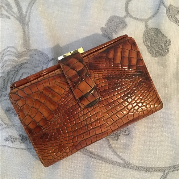 Beautiful Brahmin Croc Embossed Leather Bag - Picture 11 of 11